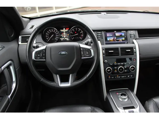 Land Rover Discovery Sport 2.0 Si4 4WD SE 2016 Benzine 18