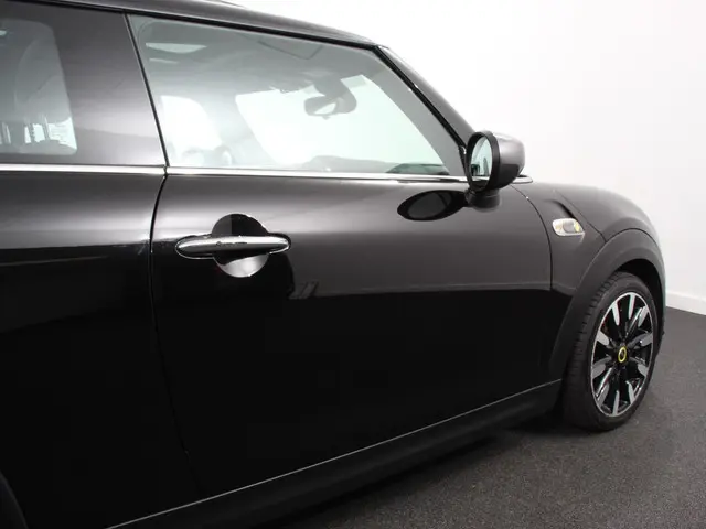 MINI Electric Mini Yours 33 kWh 2020 Elektrisch 32