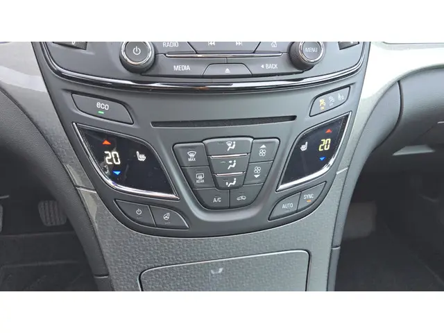 Opel Insignia 1.4 T EcoFLEX Business+ 2016 Benzine 35