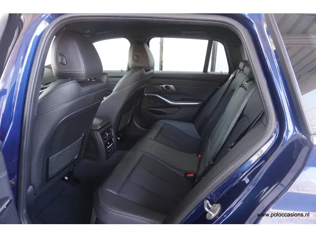BMW 3 Serie Touring 318i 2021 Benzine 7
