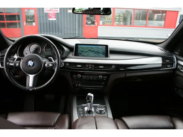 BMW X5 XDrive40e High Executive 2015 Hybride Benzine 11