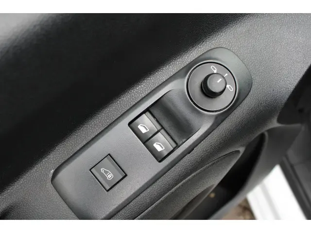 Opel Combo 1.5D L1H1 Edition 2021 Diesel 16