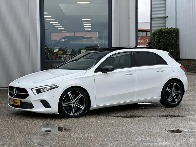 Mercedes-Benz A-Klasse 220 Advantage 2018 Benzine 17