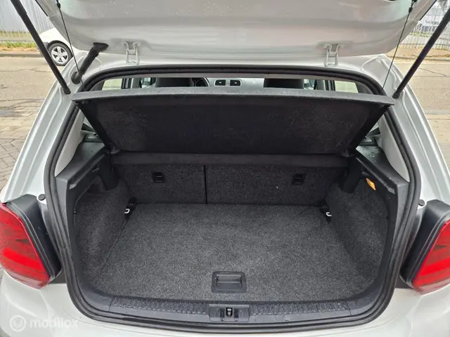 Volkswagen Polo 1.4 TDI Comfortline 2016 Diesel 17