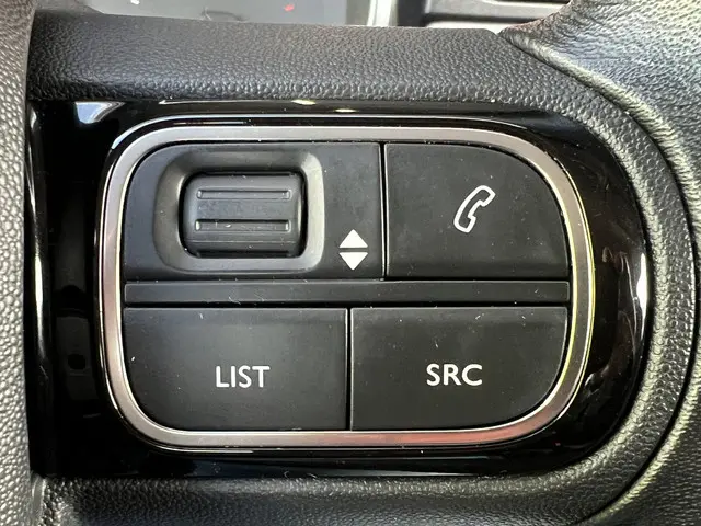 Citroën C3 1.2 82 pk Shine 2018 Benzine 30