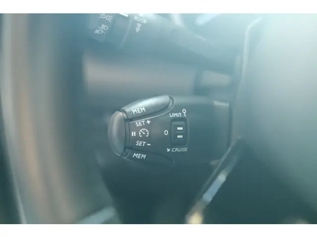 Citroën C3 Aircross PT 110 Shine 2020 Benzine 16