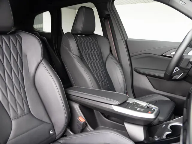 BMW iX1 xDrive30 2024 Elektrisch 10