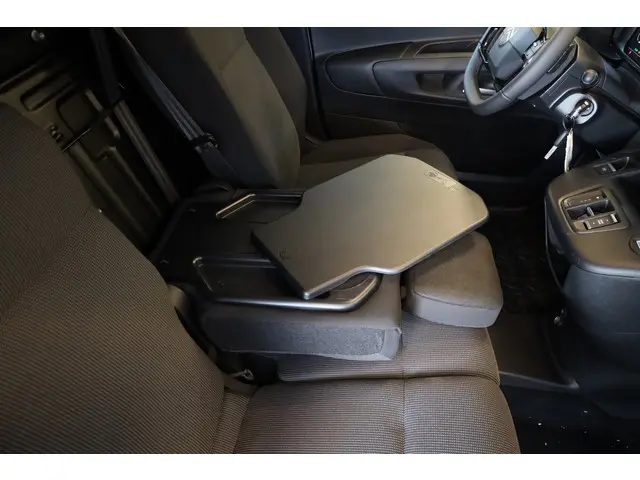 Citroën ë-Berlingo 50 kWh 136 2025 Elektrisch 39