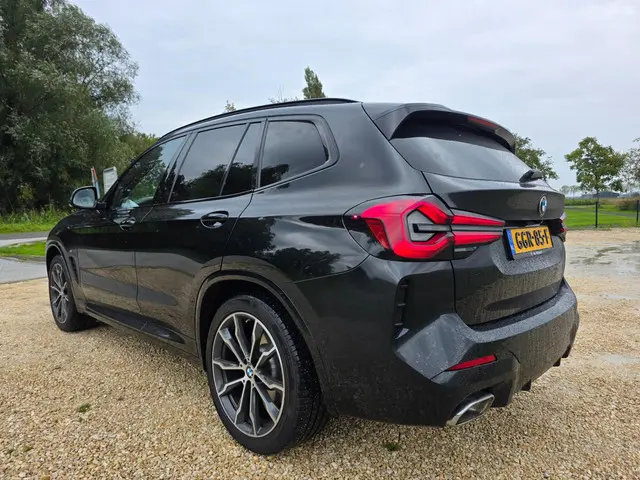 BMW X3 XDrive30d High Executive 2023 Hybride Diesel 8