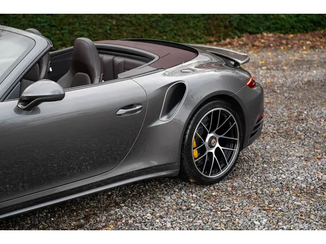 Porsche 911 991 Cabrio 3.8 Turbo S 2018 Benzine 34