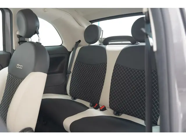 Fiat 500 1.0 Hybrid Dolcevita [ El.kap Climate ] 2022 Benzine 12
