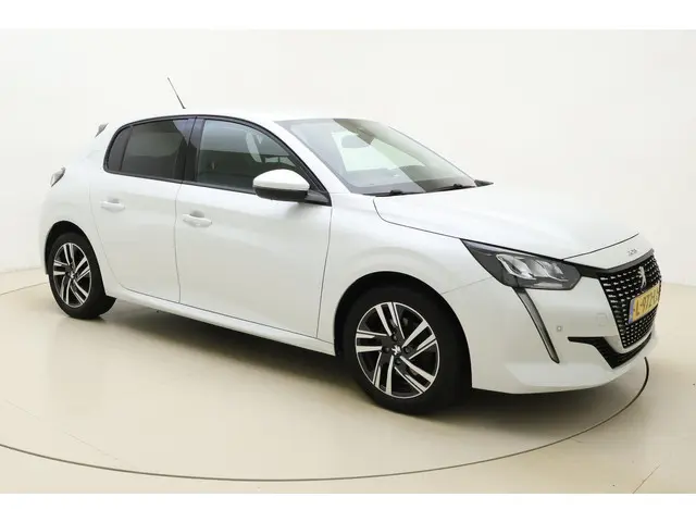 Peugeot 208 1.2 PureTech Allure 2021 Benzine 8