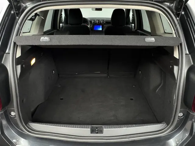 Dacia Duster 1.3 TCe 150 EDC Prestige 2021 Benzine 9