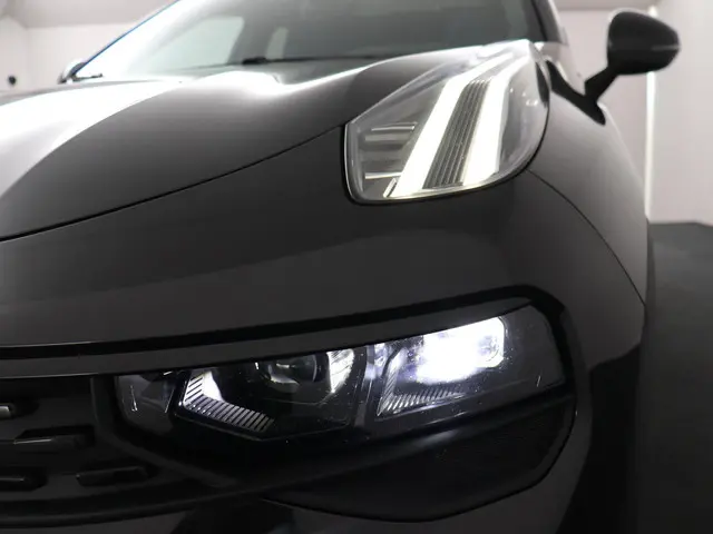 Lynk & Co 01 1.5 2023 Hybride Benzine 14