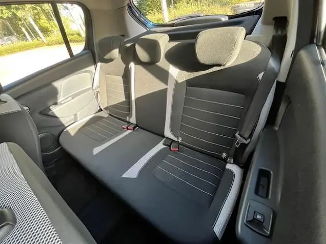 Dacia Sandero Stepway 0.9 TCe SL 2017 Benzine 8