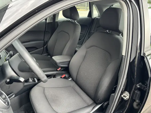 Audi A1 Sportback 1.2 TFSI Attr 2012 Benzine 13