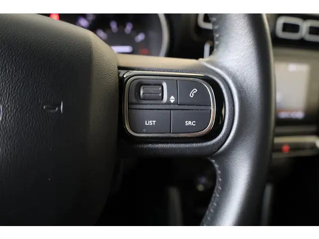 Citroën C3 Aircross PT 110 Shine 2020 Benzine 38