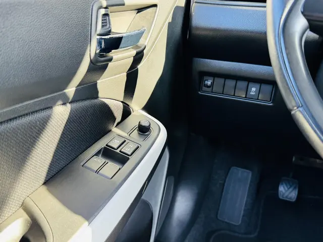 Suzuki Swift 1.2 SELECT 2019 Benzine 19