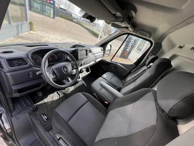 Renault Master T35 2.3 dCi 180 L2H2 Energy 2020 Diesel 29