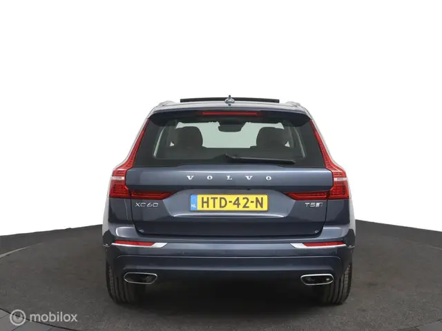 Volvo XC60 2.0 T5 AWD Inscription 2019 Benzine 8