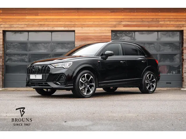 Audi Q3 45 TFSI e S edition 2024 Hybride Benzine