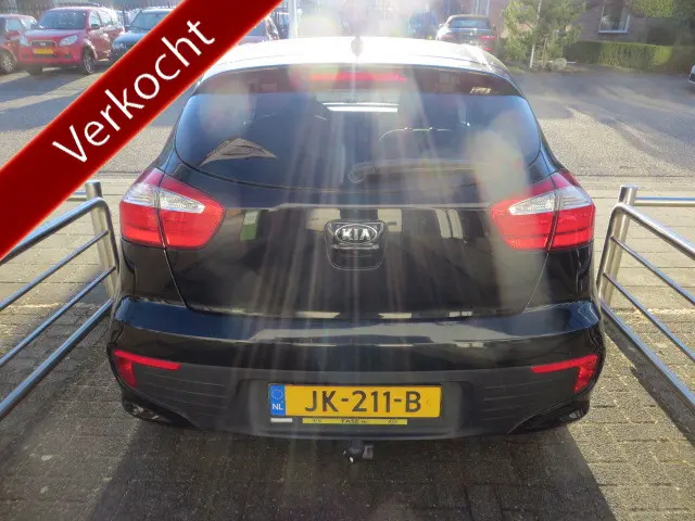 Kia Rio 1.2 CVVT DynamicLine 5 deurs 2016 Benzine 10