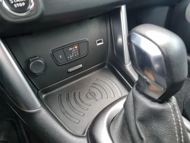 Citroën C3 Aircross 1.2 PureTech S&S Shine 2019 Benzine 20