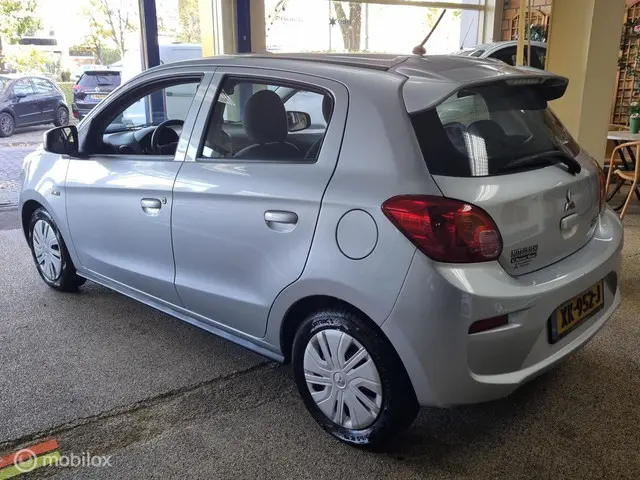 Mitsubishi Space Star 1.0 Cool+ 2019 Benzine 6