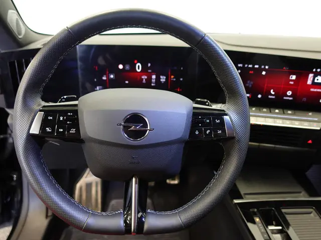 Opel Astra 1.2 130pk GS Line Automaat 2023 Benzine 16