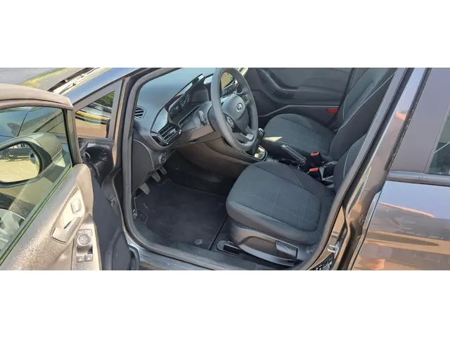 Ford Fiesta 1.1 Trend 2018 Benzine 5