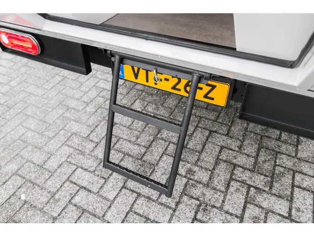 Toyota Land Cruiser 4.0 V6 Tembo Camper 2022 Benzine 11