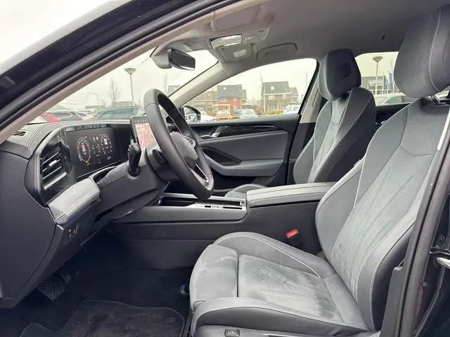 Volkswagen Passat Variant 1.5 eTSI Business 2024 Benzine 13