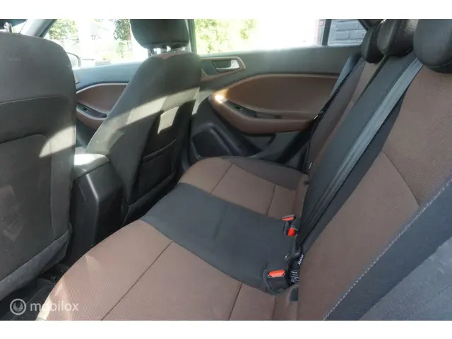 Hyundai i20 1.0 T-GDI Comfort 2018 Benzine 7