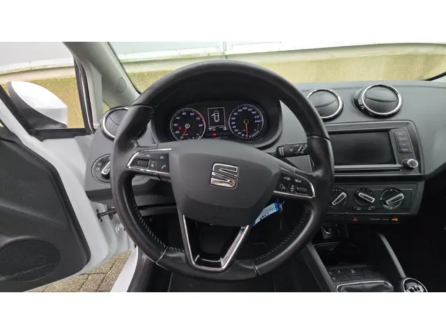 SEAT Ibiza ST 1.0 EcoTSI Style Connect 2015 Benzine 19