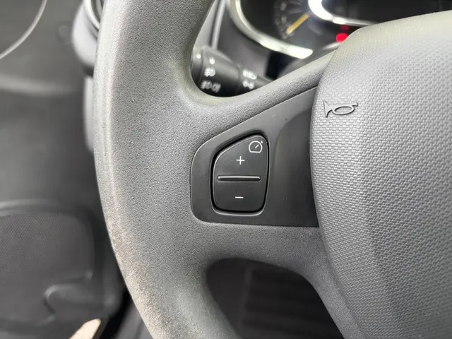 Renault Clio 1.2 16V/AIRCO/NAVI/APK 2014 Benzine 13