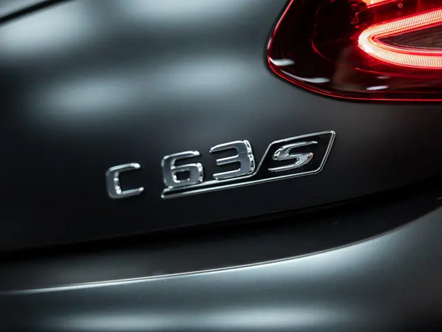 Mercedes-Benz C-Klasse Cabrio AMG 63 S 2022 Benzine 55