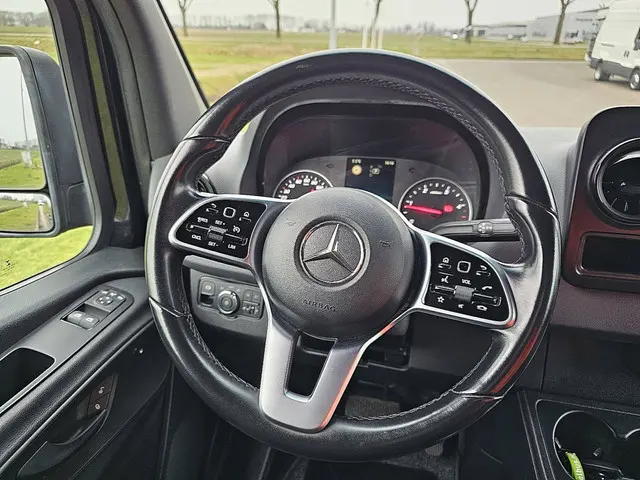 Mercedes-Benz Sprinter 316 2018 Diesel 12