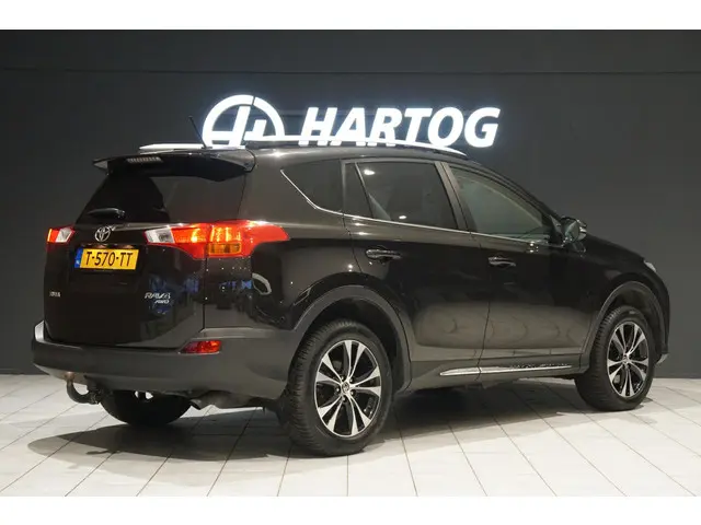 Toyota RAV4 2.2D Style 4WD 2015 Diesel 2