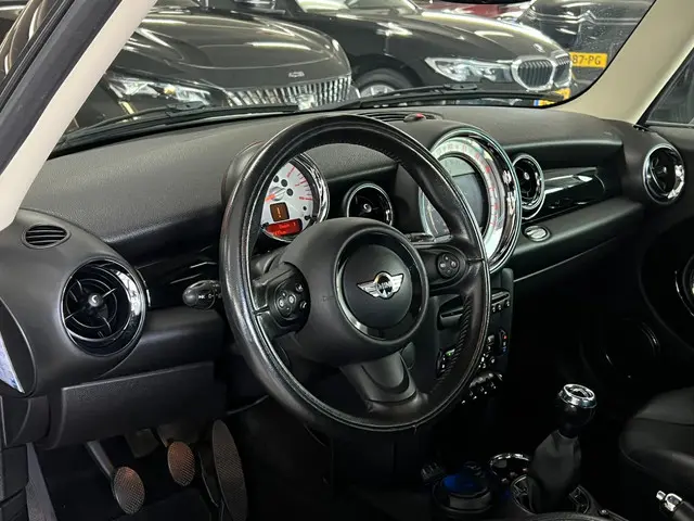 MINI Cooper Mini 1.6 Pepper 2013 Benzine 4