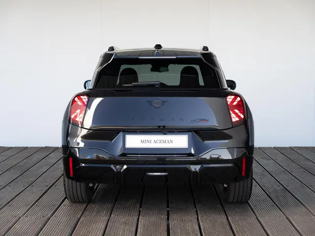 MINI Aceman E JCW XL 2026 Elektrisch 5