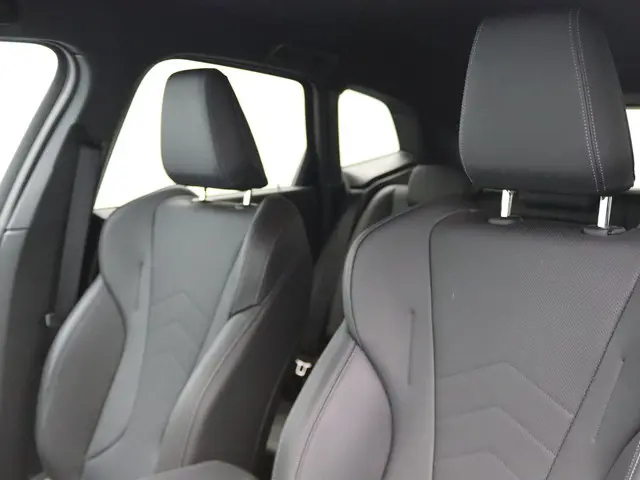 BMW 2 Serie Active Tourer 218i 2022 Benzine 10