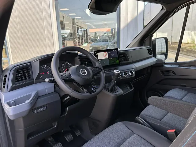 Nissan Interstar 2.3 dCi L3H2 Tekna 2024 Diesel 3