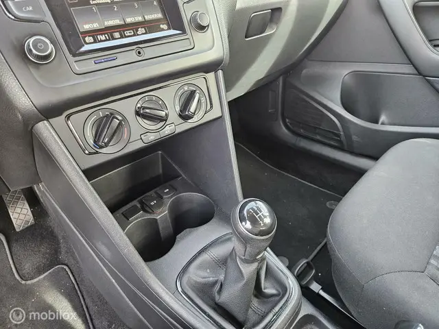 Volkswagen Polo 1.0 2015 Benzine 17
