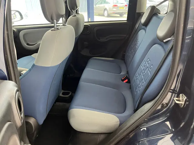 Fiat Panda 0.9 TwinAir Lounge panorama dak 2012 Benzine 9