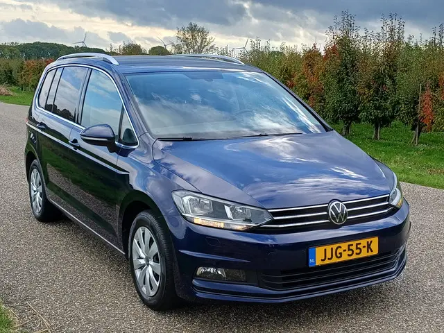 Volkswagen Touran 1.5 TSI Highline 7-Pers. 2020 Benzine 6