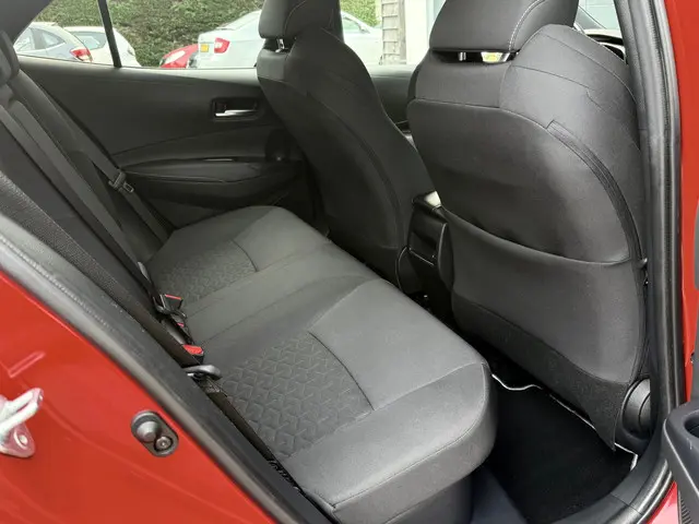 Toyota Corolla 1.8 Hybrid Style 2019 Hybride Benzine 16