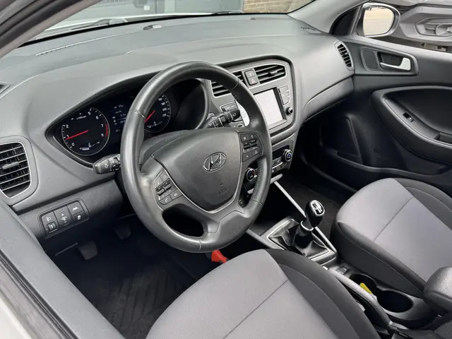 Hyundai i20 1.0 T-GDI PREMIUM 2020 Benzine 4