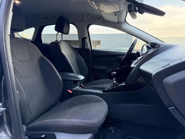 Ford Focus 1.0 Titanium 2016 Benzine 12