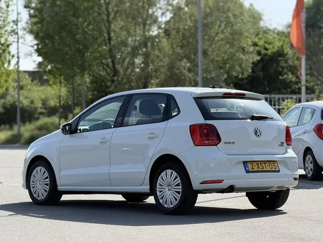 Volkswagen Polo 1.4 TDI Comfortline 2015 Diesel 5
