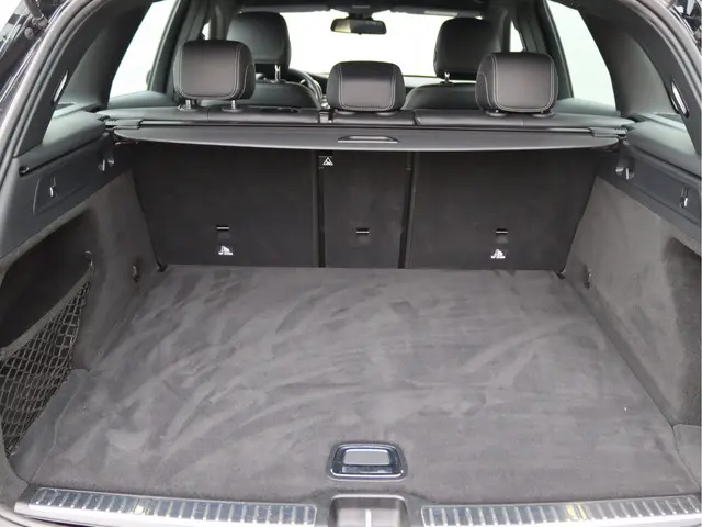 Mercedes-Benz GLC 220 d 4MATIC 2018 Diesel 56